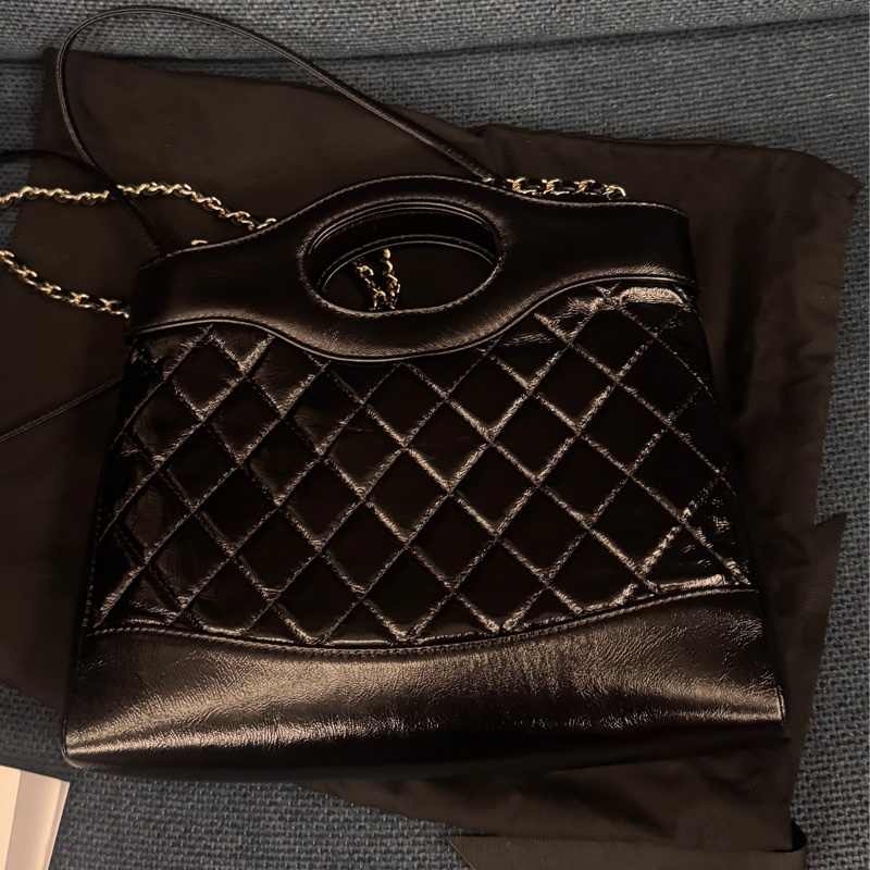 近全新Chanel AS4133 mini 31bag黑金油蠟羊皮手提肩背斜背包-6