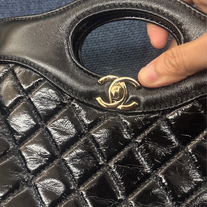 近全新Chanel AS4133 mini 31bag黑金油蠟羊皮手提肩背斜背包-13