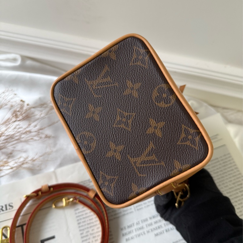 Monogram Nano Noe 迷你水桶包 M81266-4