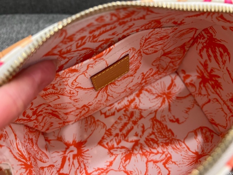 Louis Vuitton by the pool 24SS度假系列 Speedy 20-8