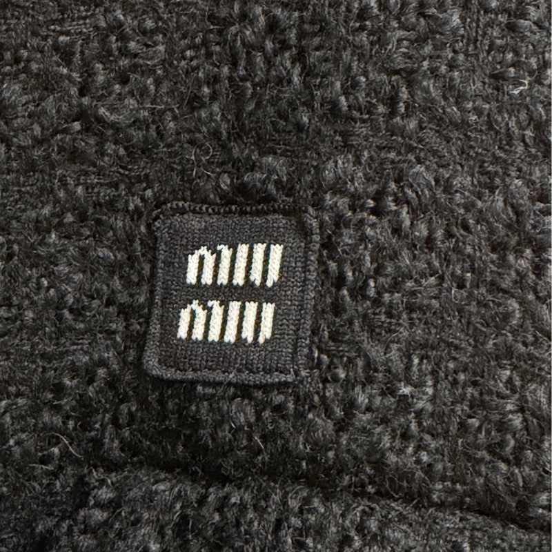 Miumiu 粗花呢外套 黑色 原價13萬-1