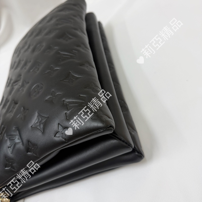 莉亞精品♡ Lv  Coussin MM 黑金 二手美包-11