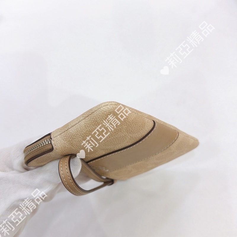 莉亞精品♡ Coach 手拿小包 二手美品-10