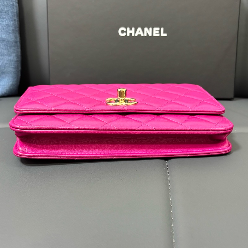 Chanel 粉紫金釦trendy woc-6