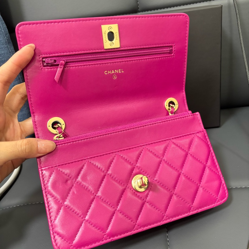 Chanel 粉紫金釦trendy woc-7