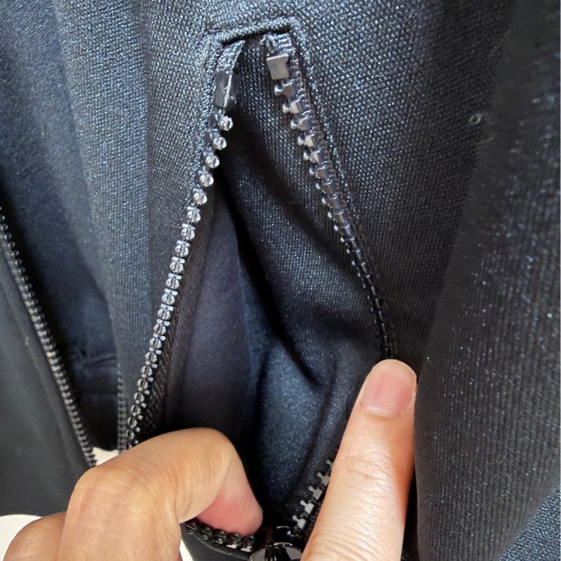 Celine 針織運動外套 拼接亮片原價五萬多-4