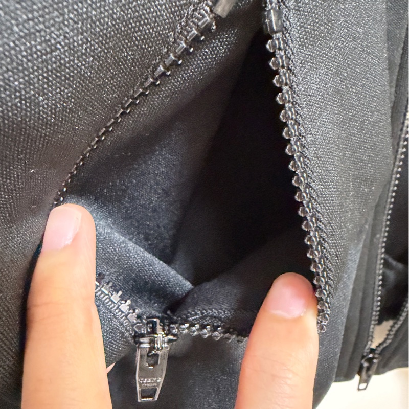 Celine 針織運動外套 拼接亮片原價五萬多-5