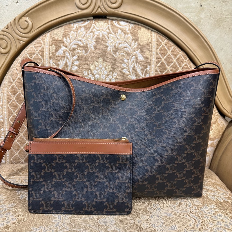 Celine PVC咖牛皮金釦肩斜背購物包123912GXC.04LU-0