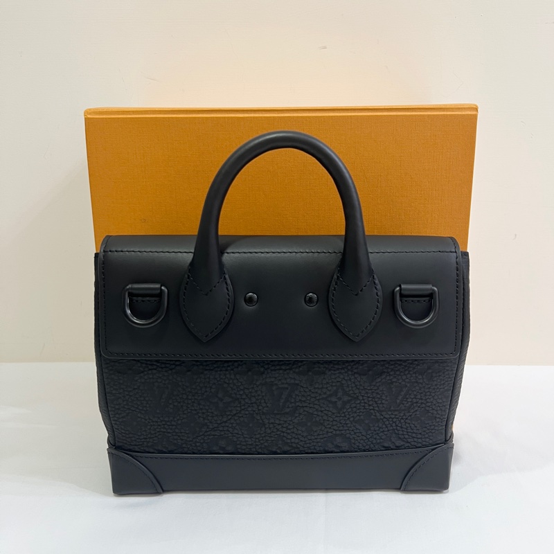 Louis Vuitton Taurillon Monogram Steamer PM 斜背包-1