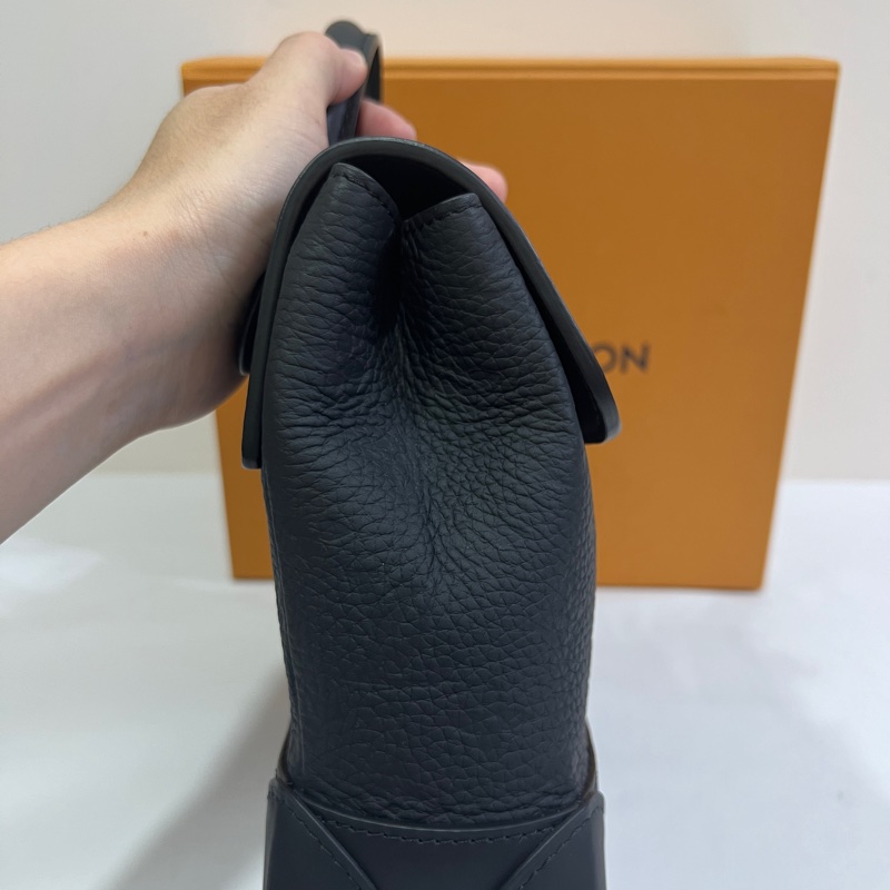 Louis Vuitton Taurillon Monogram Steamer PM 斜背包-2