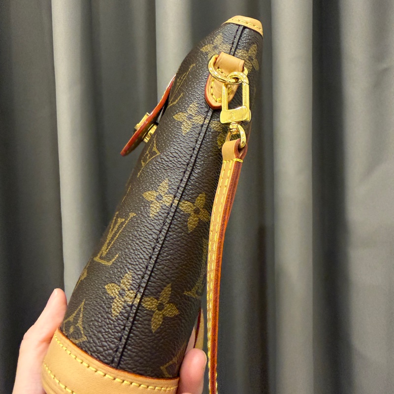LV 原花金釦Fold me斜背薯條包M80874-3