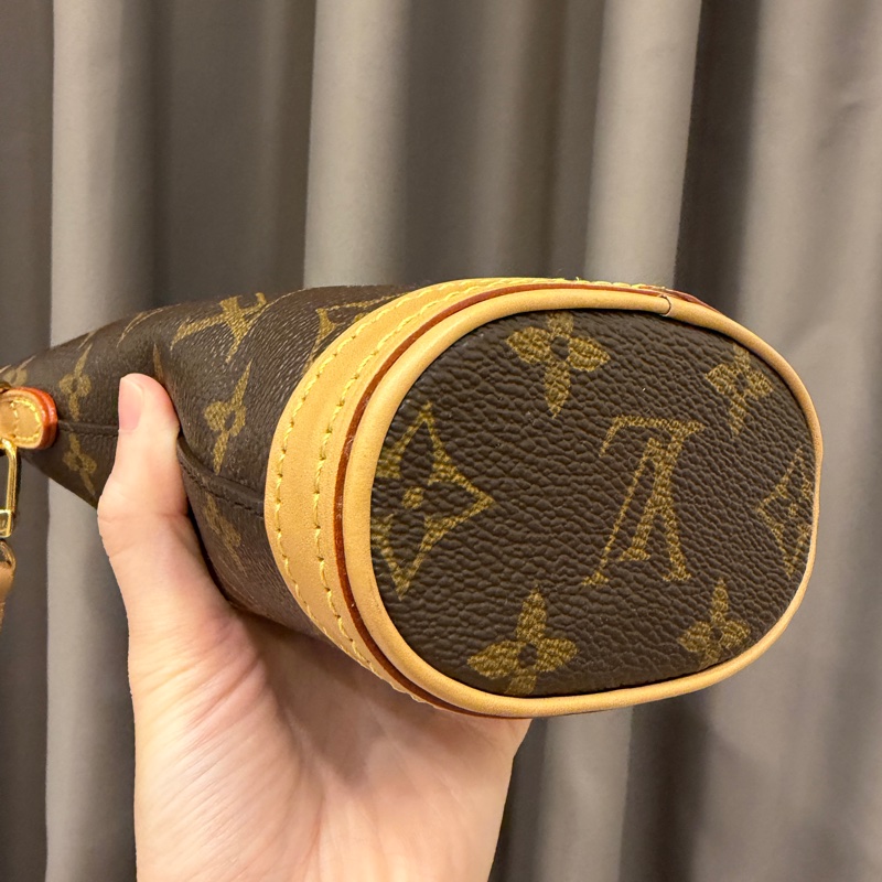 LV 原花金釦Fold me斜背薯條包M80874-9