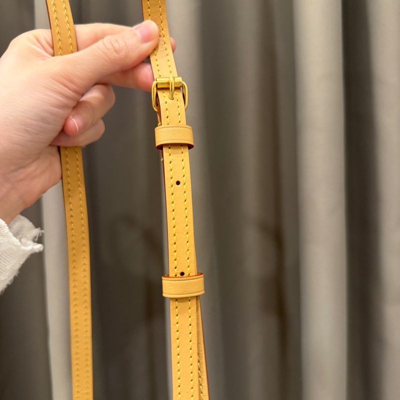 LV 原花金釦Fold me斜背薯條包M80874-13