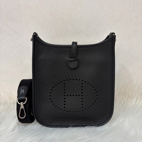 HERMES TC MINI EVELYNE 黑色荔枝皮 銀釦 洞洞包 肩背包 斜背包 2用包
