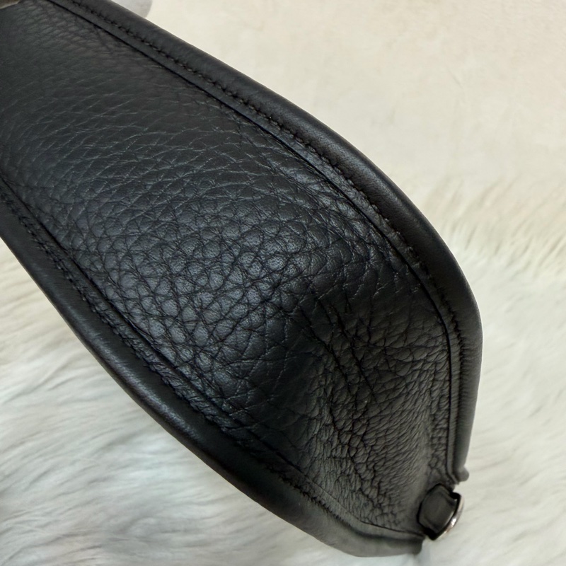 HERMES TC MINI EVELYNE 黑色荔枝皮 銀釦 洞洞包 肩背包 斜背包 2用包-10