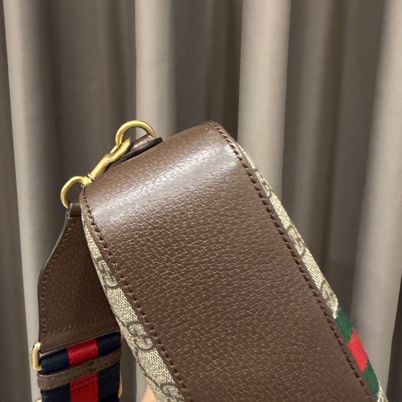 Gucci PVC咖牛皮斜背相機包-9