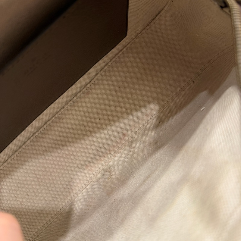 Gucci PVC咖牛皮斜背相機包-16