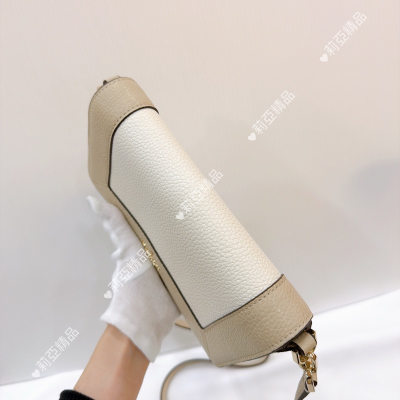 莉亞精品♡ KS奶白斜背包 二手美包-6
