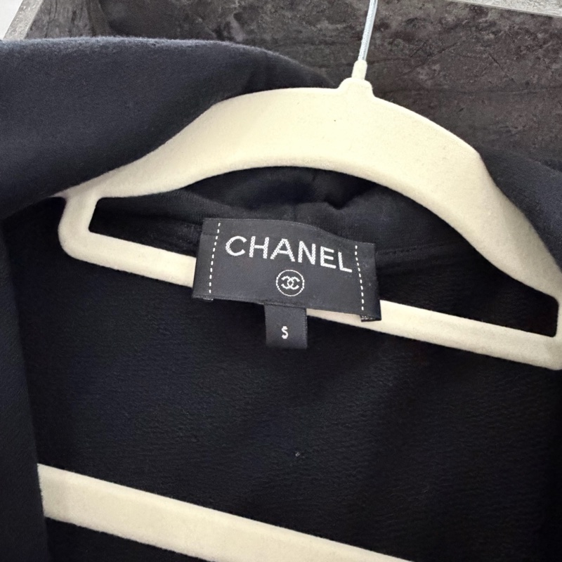 CHANEL Coco刺繡水鑽字母外套♣️-8