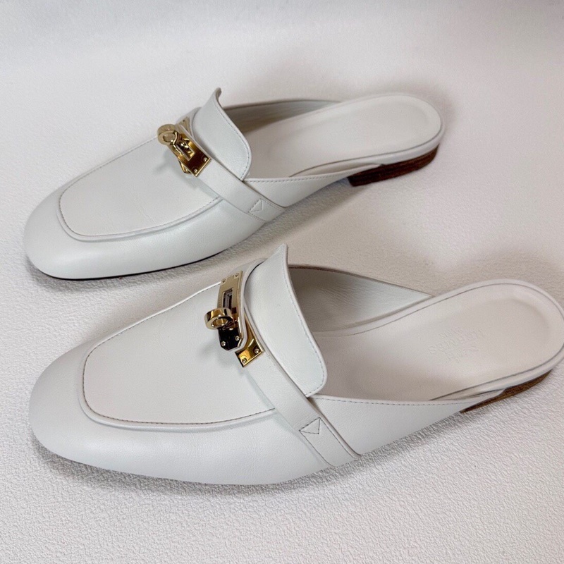 Hermes愛馬仕 OZ穆勒鞋 白色皮一個搭配銀色kelly扣  永不過時 純白非常顯氣質  38.5碼-1