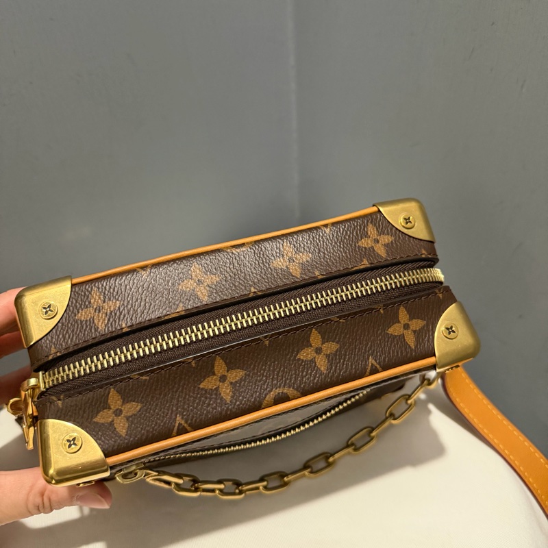 Louis Vuitton LV Mini Soft Trunk 金鏈 斜背包-3