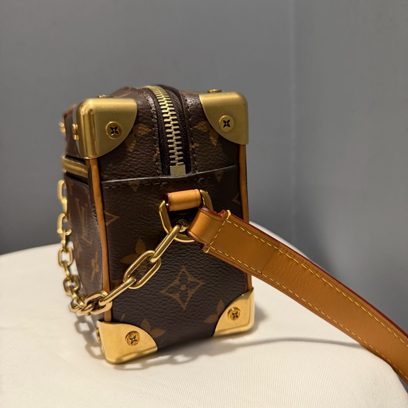 Louis Vuitton LV Mini Soft Trunk 金鏈 斜背包-6