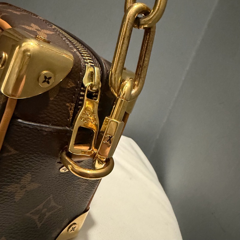 Louis Vuitton LV Mini Soft Trunk 金鏈 斜背包-33