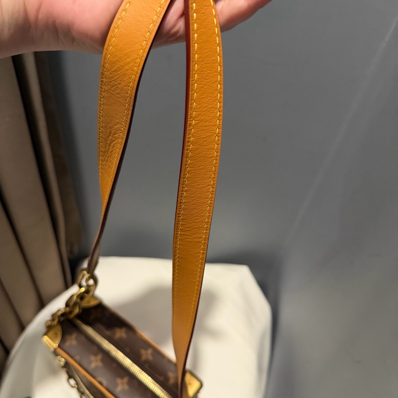 Louis Vuitton LV Mini Soft Trunk 金鏈 斜背包-39