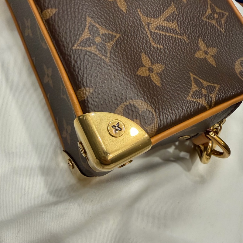 Louis Vuitton LV Mini Soft Trunk 金鏈 斜背包-42