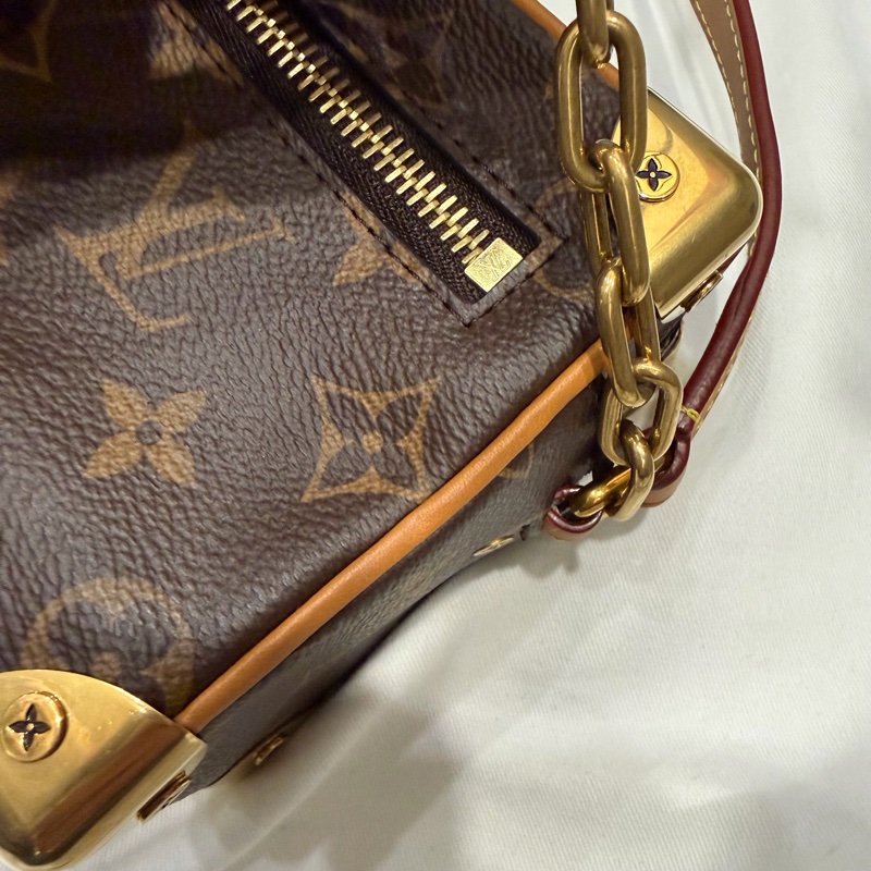Louis Vuitton LV Mini Soft Trunk 金鏈 斜背包-45