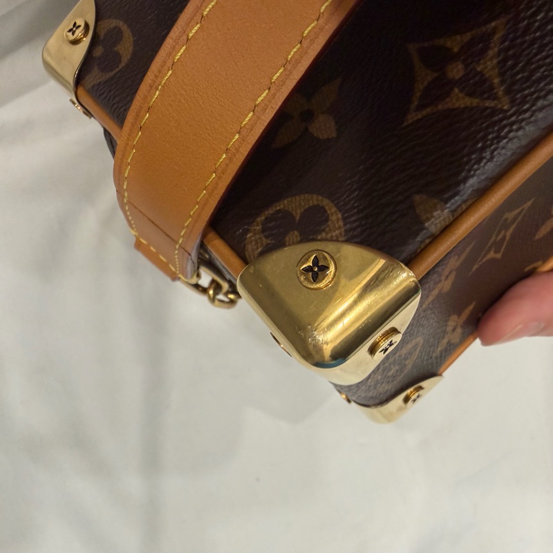 Louis Vuitton LV Mini Soft Trunk 金鏈 斜背包-50