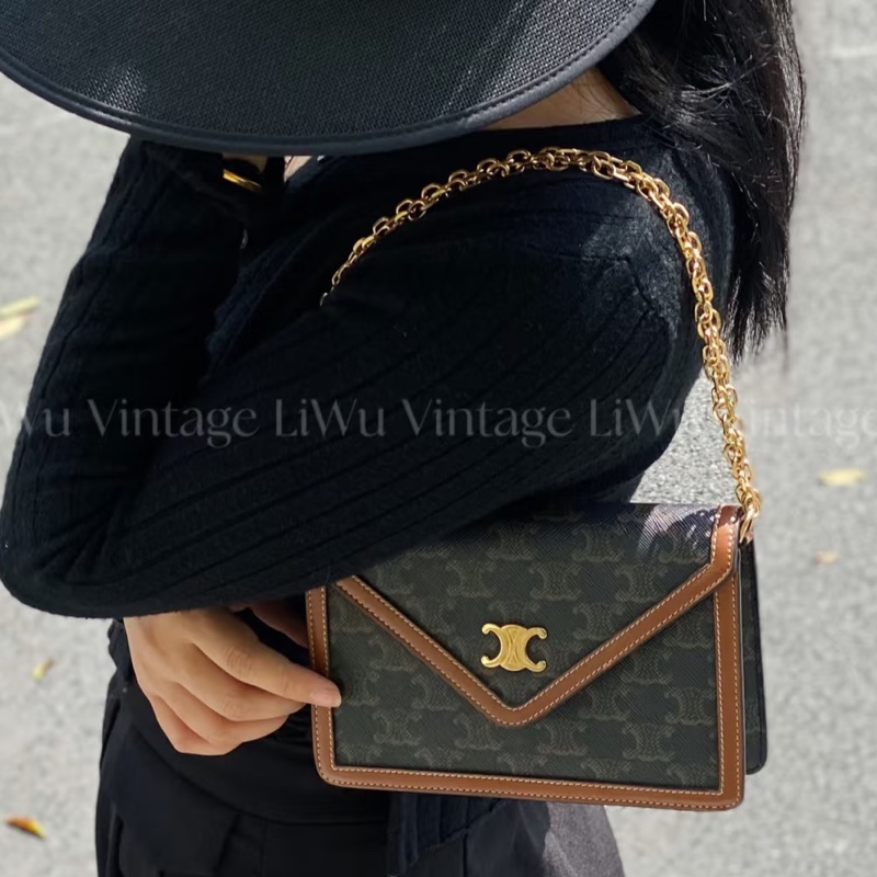 Celine賽琳 triomphe老花凱旋門信封鏈條包 尺寸19×13-2