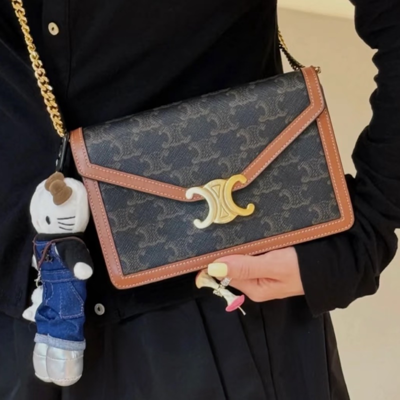 Celine賽琳 triomphe老花凱旋門信封鏈條包 尺寸19×13-9