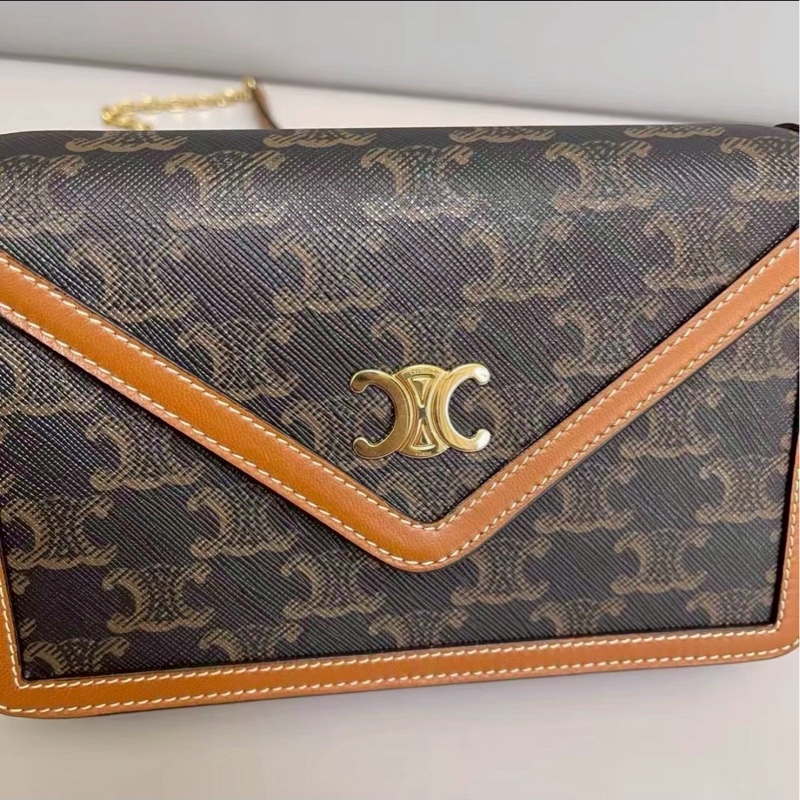 Celine賽琳 triomphe老花凱旋門信封鏈條包 尺寸19×13-16