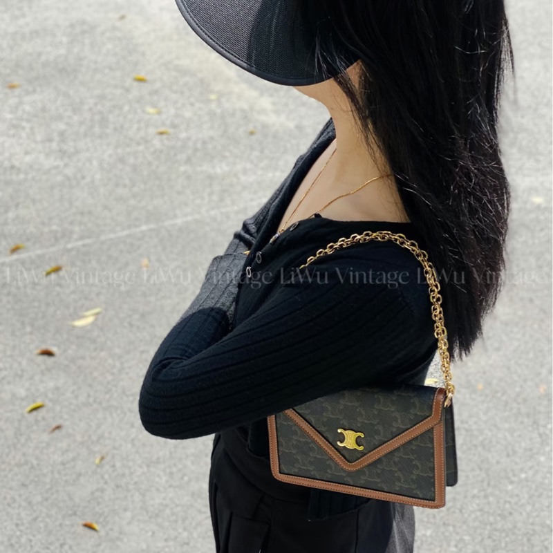 Celine賽琳 triomphe老花凱旋門信封鏈條包 尺寸19×13-25