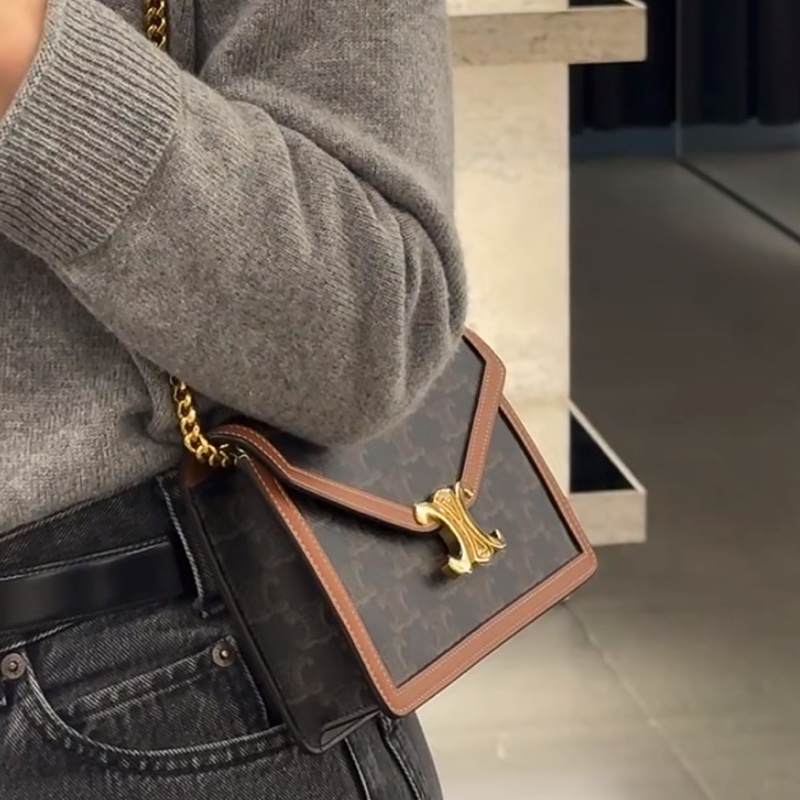 Celine賽琳 triomphe老花凱旋門信封鏈條包 尺寸19×13-32