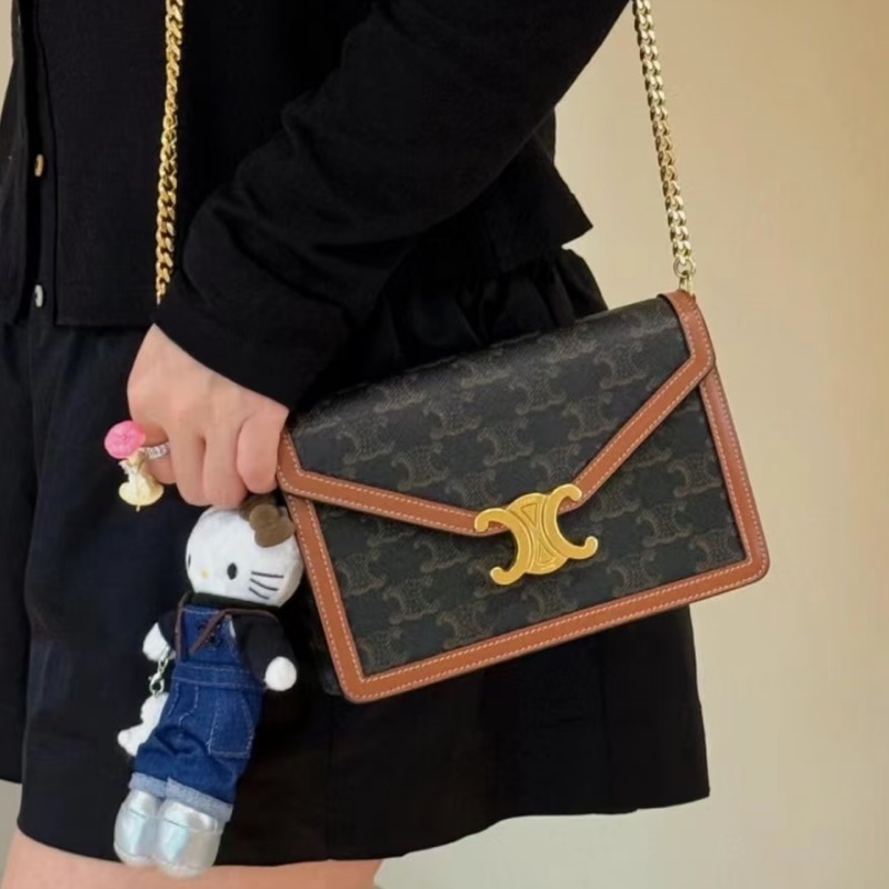 Celine賽琳 triomphe老花凱旋門信封鏈條包 尺寸19×13-33