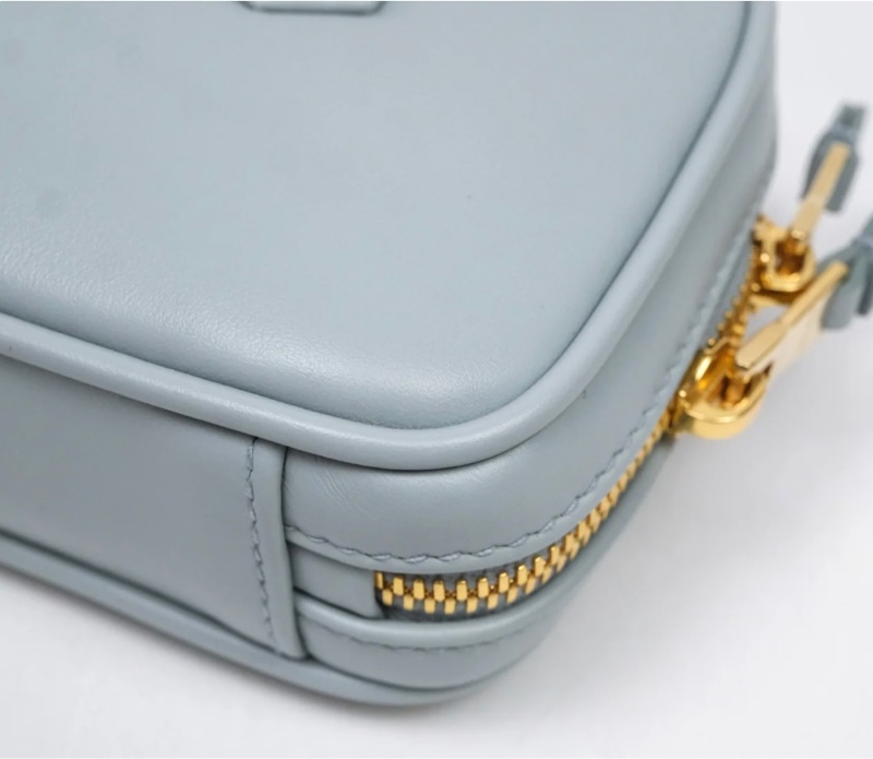 miu miu粉藍色Arcadie Mini Bag 迷你保齡球包 保齡球手袋-5