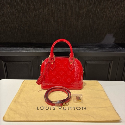 路易威登LV漆皮貝殼bb紅色原始幾乎無划痕五金件好成色