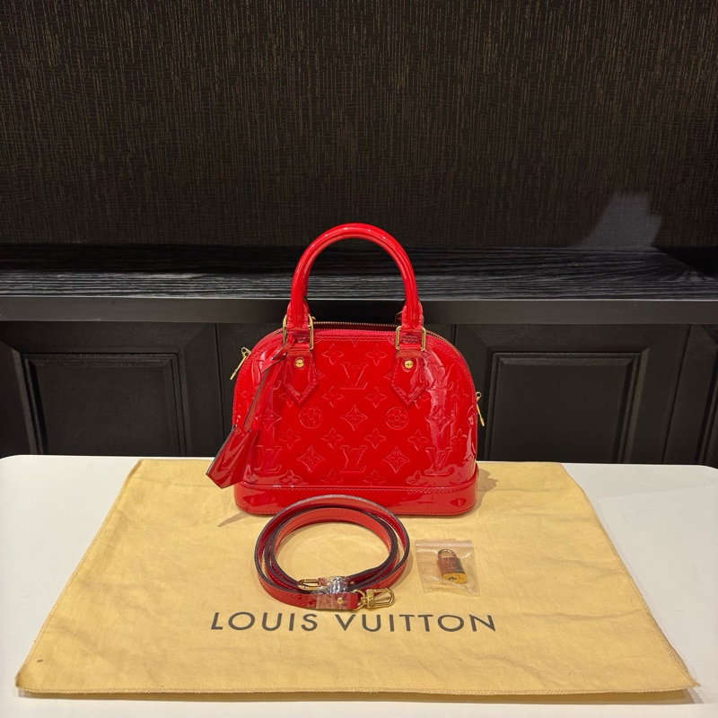 路易威登LV漆皮貝殼bb紅色原始幾乎無划痕五金件好成色-0