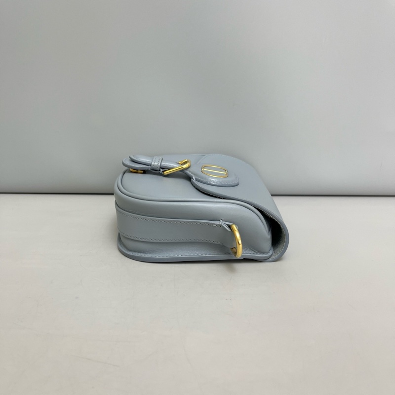 Dior迪奧Bobby小號霧霾藍全皮單肩斜挎包，97新 成色很好 尺寸17×14 附件肩帶 。-2