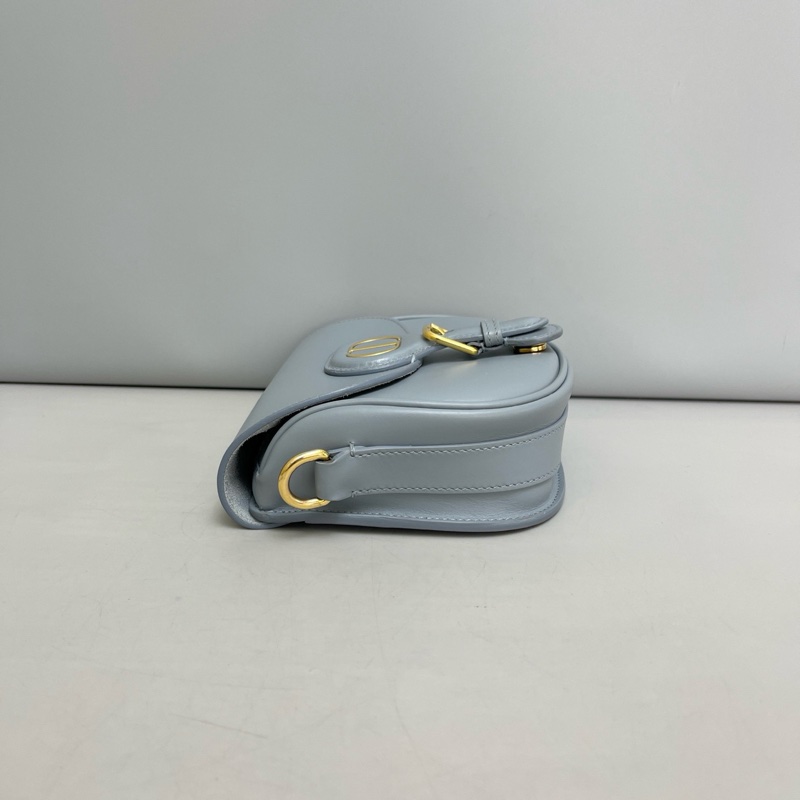 Dior迪奧Bobby小號霧霾藍全皮單肩斜挎包，97新 成色很好 尺寸17×14 附件肩帶 。-3