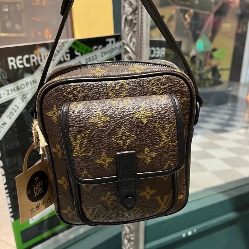 LV路易威登Christopher老花相機包 芯片 尺寸15×18 附件防塵袋-5