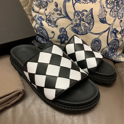 葆蝶家 編織鞋 鞋 Bottega Veneta Bv 經典黑白編織拖鞋 涼鞋 男裝 size 43