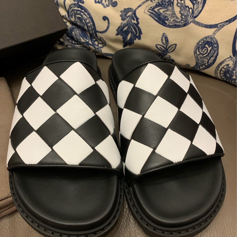 葆蝶家 編織鞋 鞋 Bottega Veneta Bv 經典黑白編織拖鞋 涼鞋 男裝 size 43-1