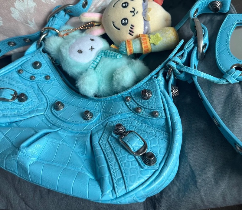 巴黎世家 月牙包 托特包 機車包 鱷魚牛皮壓紋 斜挎包 斜挎包 腋下包 有專櫃收據副本 balenciaga Le Cagole crossbody bag shoulder bag-6