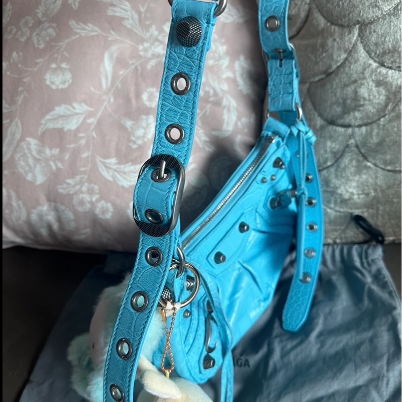 巴黎世家 月牙包 托特包 機車包 鱷魚牛皮壓紋 斜挎包 斜挎包 腋下包 有專櫃收據副本 balenciaga Le Cagole crossbody bag shoulder bag-8