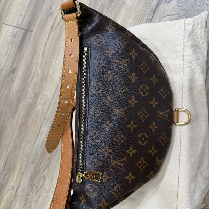 LOUIS VUITTON 經典老花腰包M43644-6