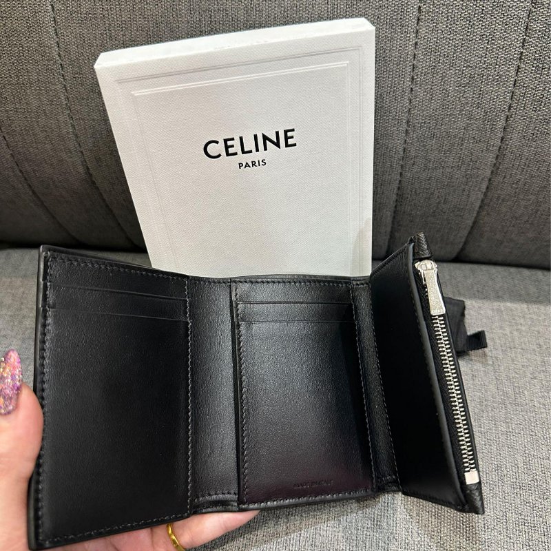 💎Han's house精品服飾💎CELINE 滿版 老花 三折 短夾 零錢袋 現貨 原價23000-2