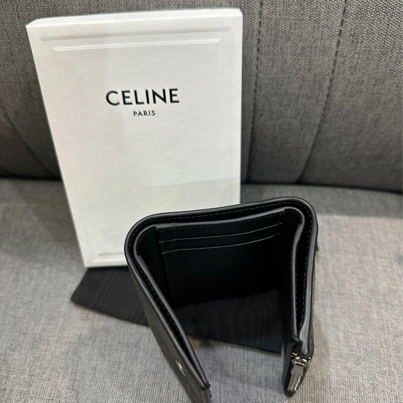 💎Han's house精品服飾💎CELINE 滿版 老花 三折 短夾 零錢袋 現貨 原價23000-3
